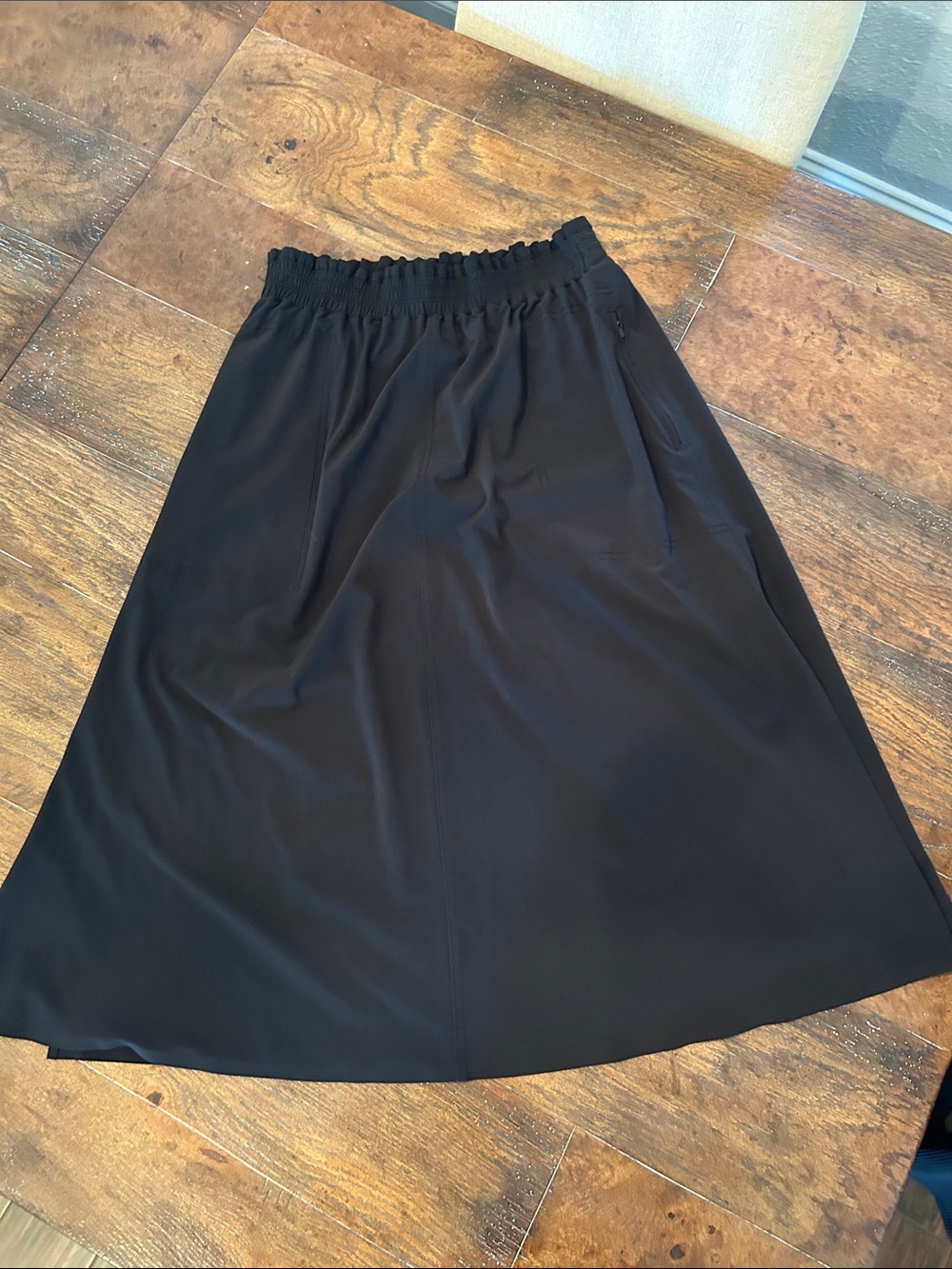 Athleta Black Women's A-Line Midi Skirt Side Slits Zip Pockets Sz S Athleisure